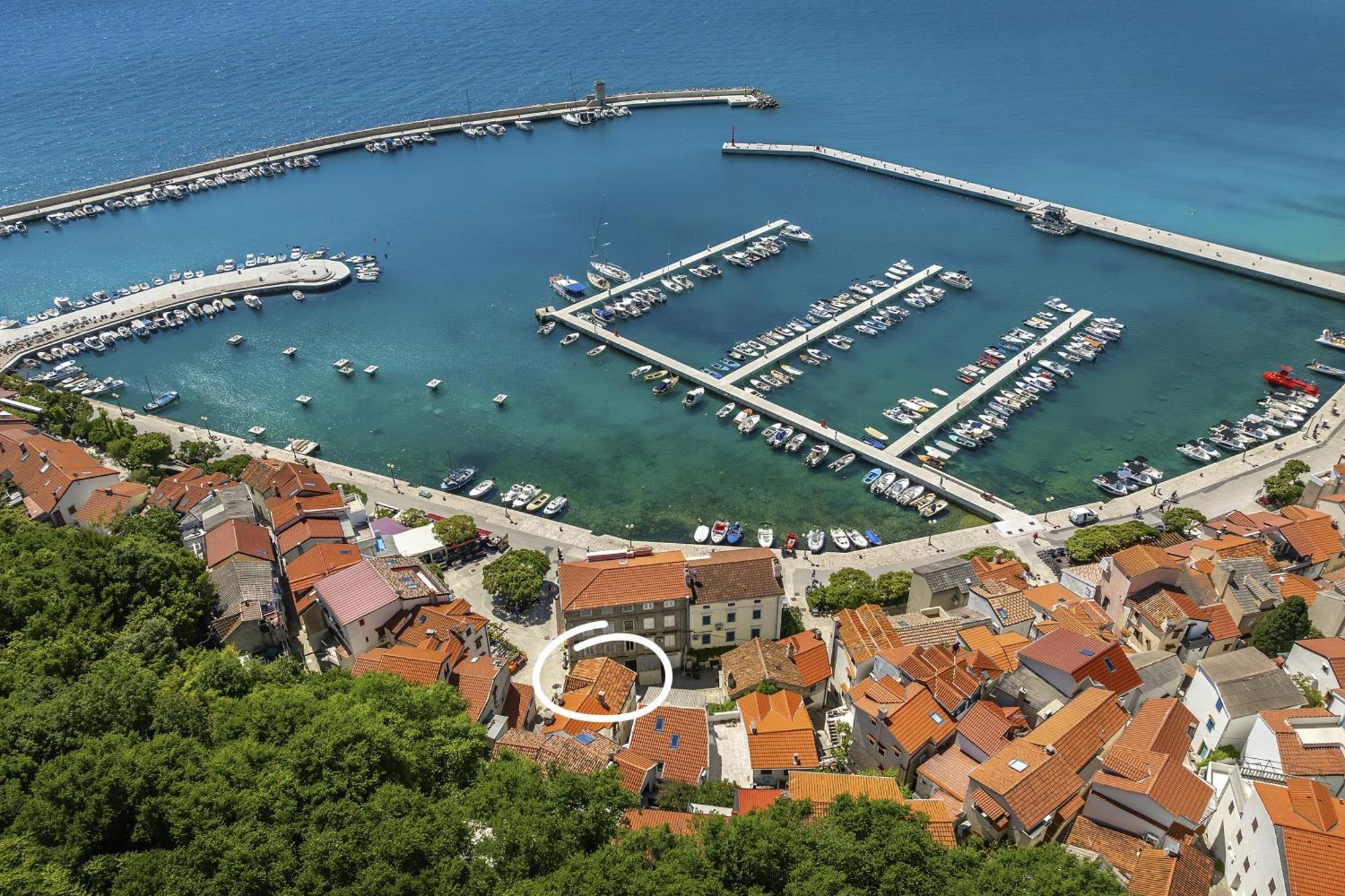 Apartment Porto With Terrace Baska  Exterior photo